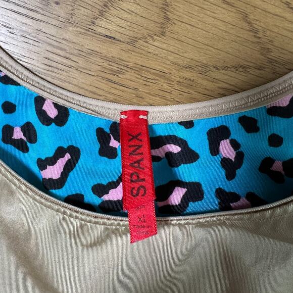 Spanx Slimplicity Shaping Scoop Neck Tank Top Camisole Nude Size Extra Large - Picture 3 of 6